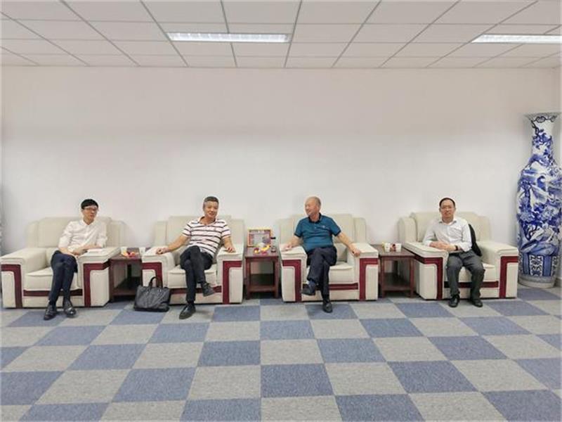 清华研究院陆院长一行 来中欧官方端网站登录入口共商产业规划